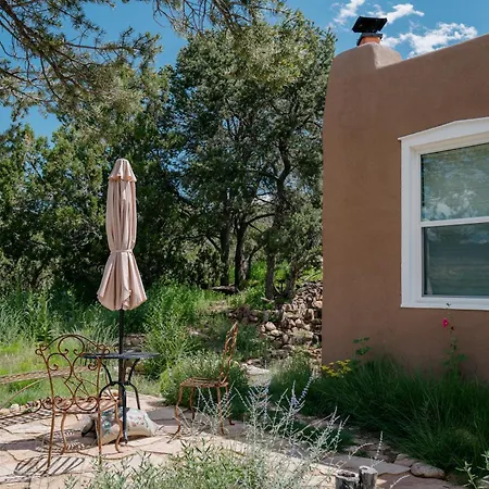 Tesuque Outpost Casita H Views In Holiday home