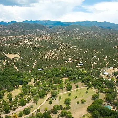 Tesuque Outpost Casita H Views In Holiday home *